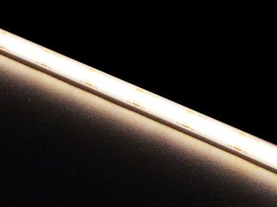 Enobarvni LED trakovi